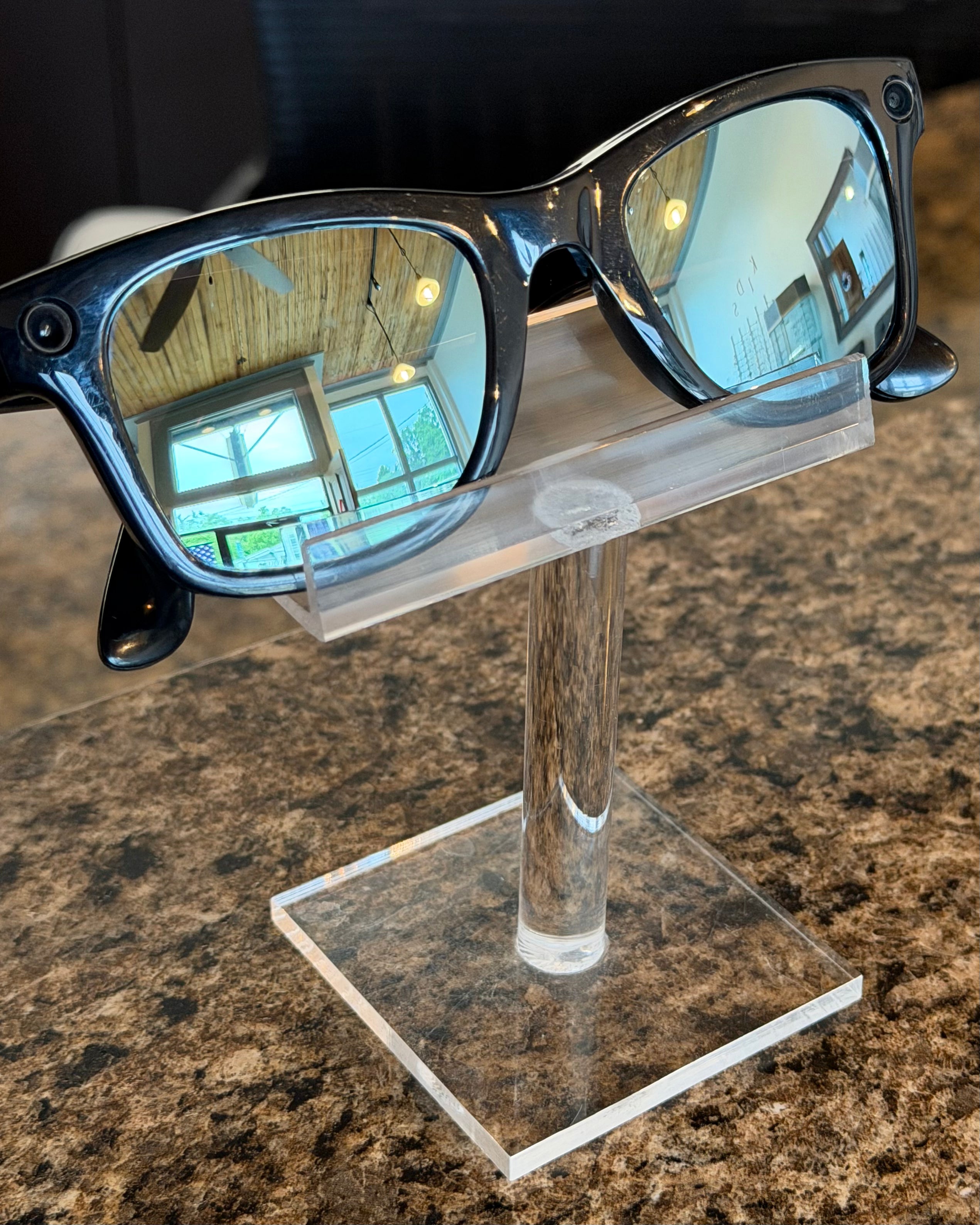 Non-Polarized Mirrors